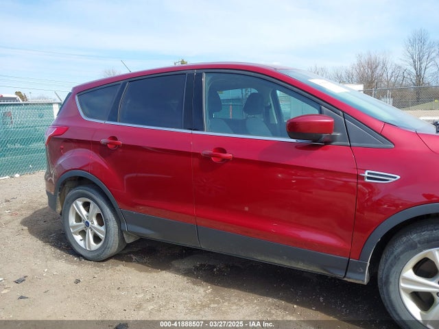 1FMCU9GX8GUB34522 Ford ESCAPE SE