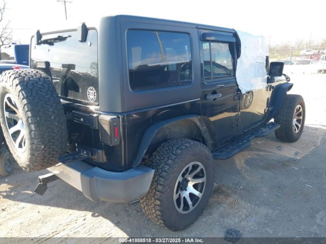 1C4BJWEG1FL728755 Jeep Wrangler Unlimited Sahara