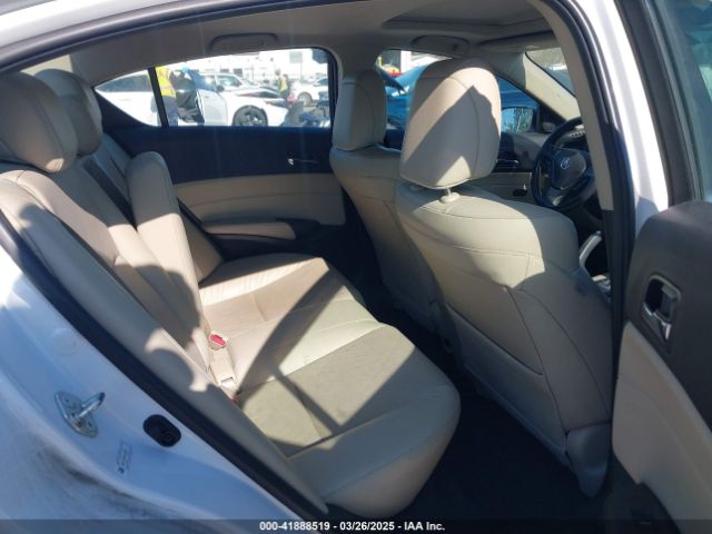 19UDE2F76HA016830 Acura Ilx Premium Package/technology Plus Package