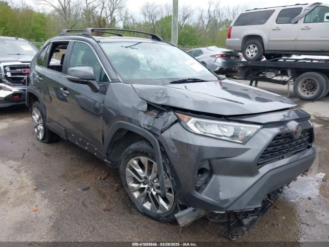 2T3C1RFV8KW039001 auction archive image