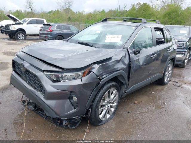 2T3C1RFV8KW039001 Toyota Rav4 Xle Premium