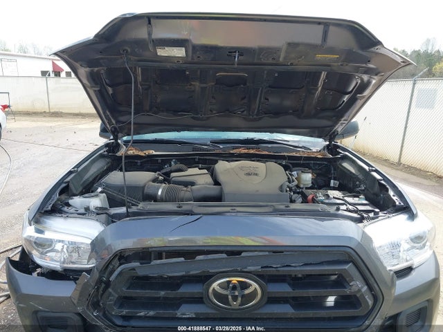 3TYRZ5CN1NT018419 Toyota Tacoma Sr V6