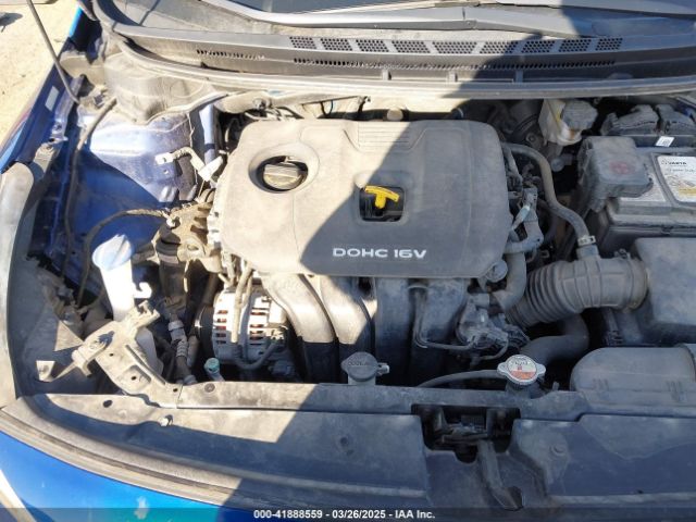 3KPFK4A70JE284763 KIA FORTE LX