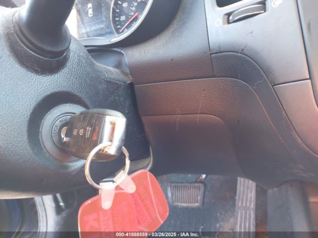 3KPFK4A70JE284763 KIA FORTE LX