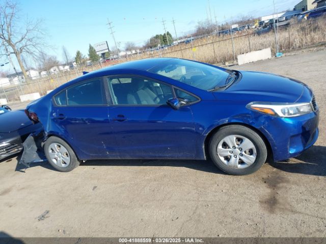 3KPFK4A70JE284763 KIA FORTE LX