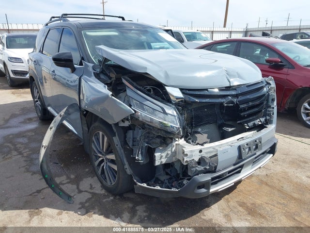 5N1DR3DH7NC216826 Nissan Pathfinder Platinum 2wd