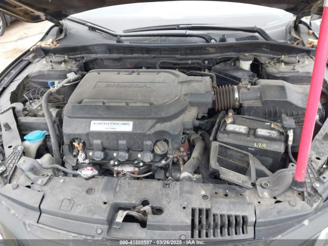 1HGCR3F91HA013499 Honda Accord Touring V6