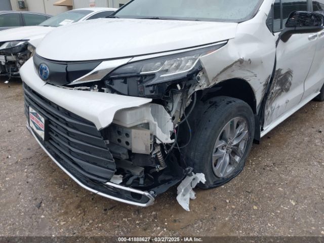 5TDYRKEC9PS155998 Toyota SIENNA XLE