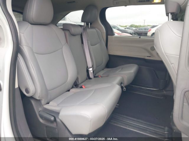 5TDYRKEC9PS155998 Toyota SIENNA XLE