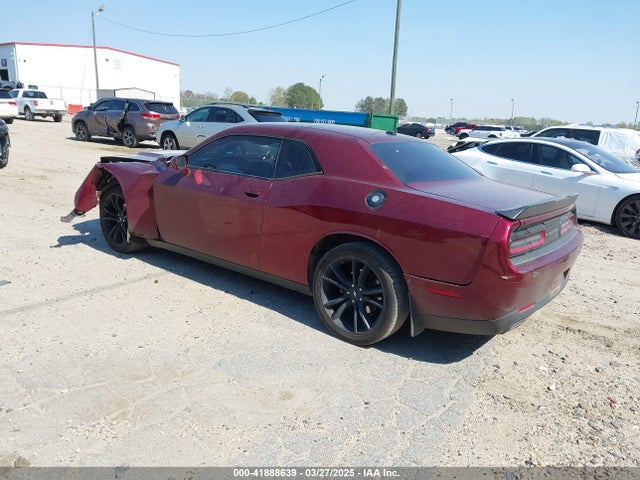 2C3CDZAG1JH142120 Dodge Challenger Sxt