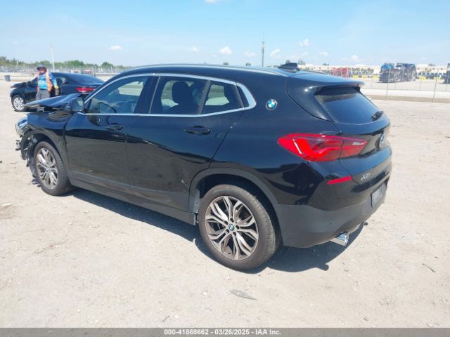 2020 BMW X2 WBXYH9C00L5P33977 Photo 2