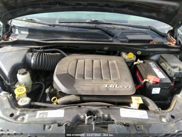 2C4RDGCG9GR330278 Dodge Grand Caravan Sxt