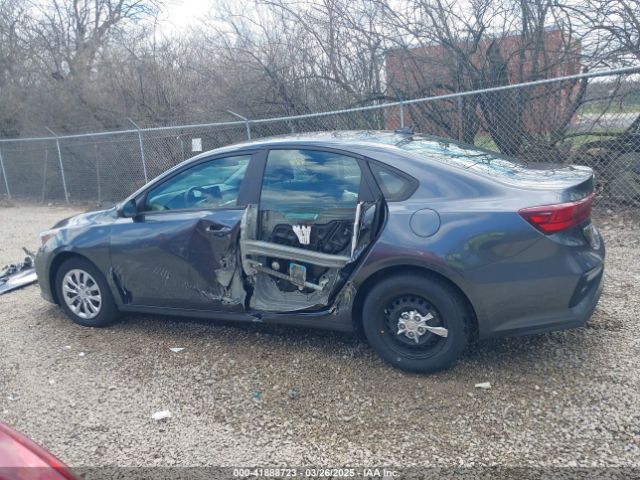 3KPF24AD6ME310406 KIA FORTE FE