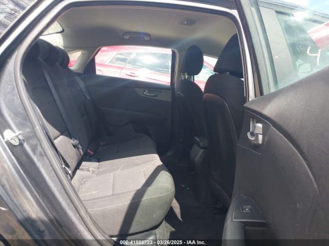 3KPF24AD6ME310406 KIA FORTE FE