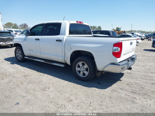 5TFEY5F12EX168183 Toyota Tundra Sr5 5.7l V8
