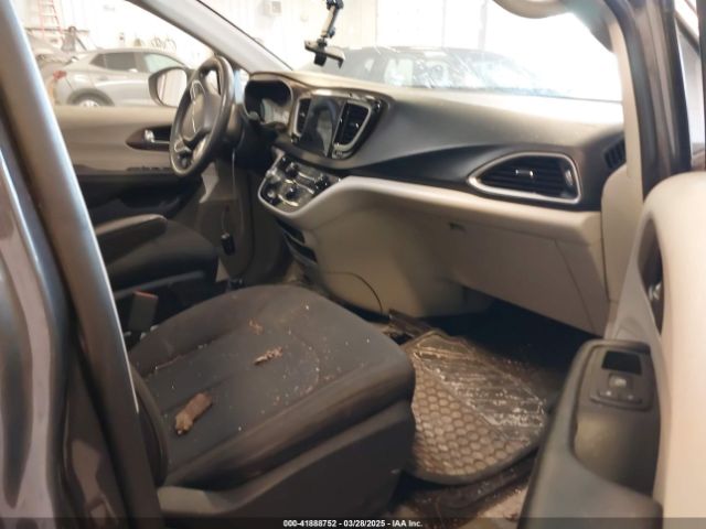 2C4RC1DGXHR502480 Chrysler Pacifica Touring