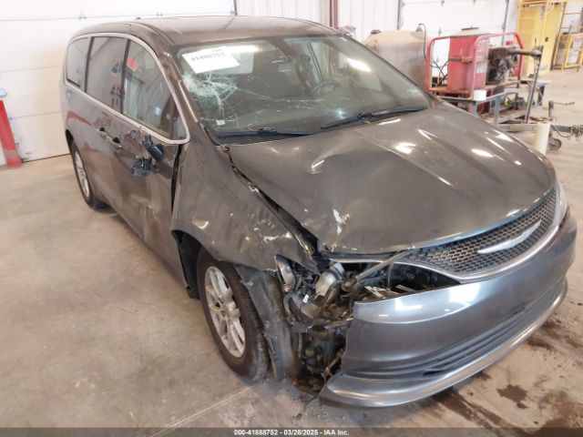 2C4RC1DGXHR502480 Chrysler Pacifica Touring