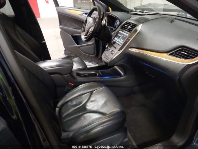 5LMTJ2AH0FUJ28744 Lincoln MKC