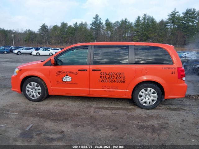 2C4RDGBG8KR585255 Dodge Grand Caravan Se