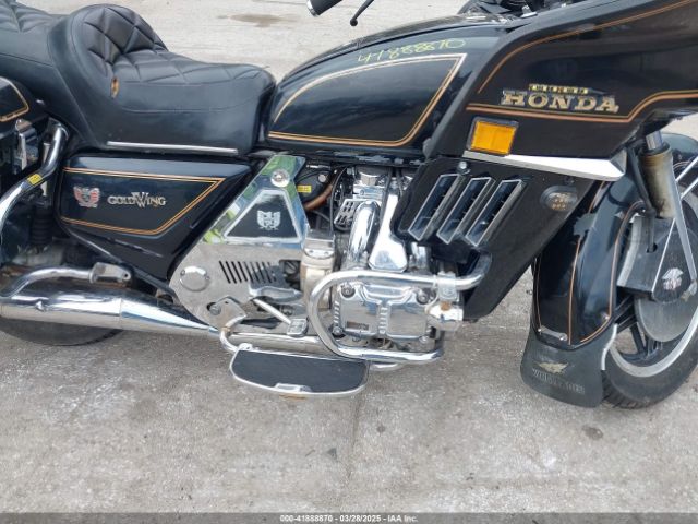 1982 HONDA GL1100 1HFSC0218CA207794 Photo 7