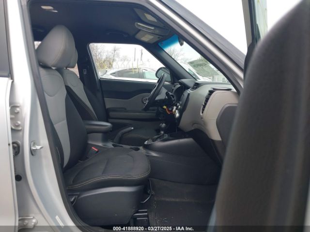 KNDJP3A5XF7758410 KIA SOUL +