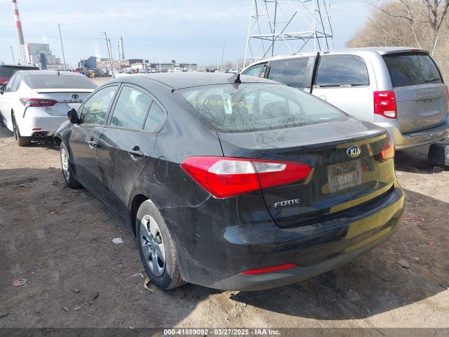 KNAFK4A66F5341474 KIA FORTE LX