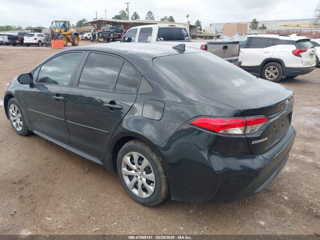 Toyota COROLLA LE 2022 5YFEPMAE1NP274839 Image 3