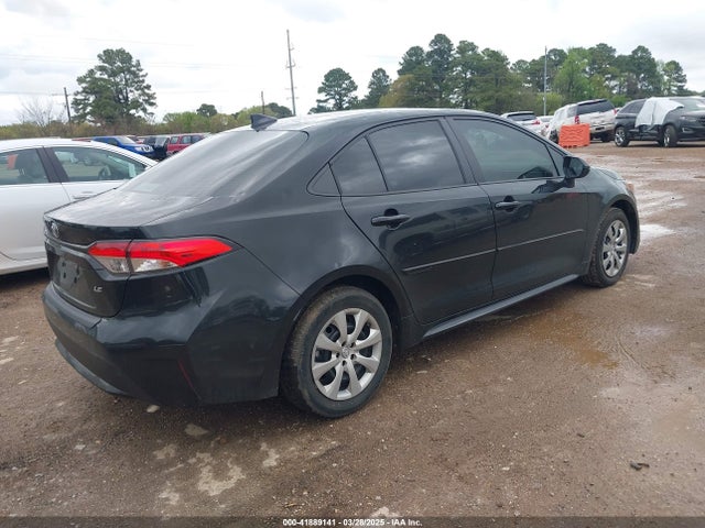 Toyota COROLLA LE 2022 5YFEPMAE1NP274839 Image 4