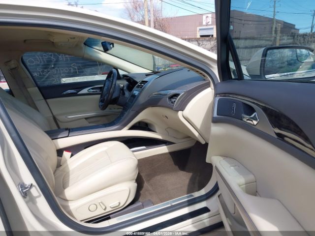 3LN6L2G94FR602163 Lincoln MKZ