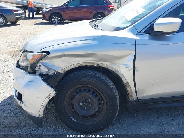 Nissan ROGUE S 2019 5N1AT2MT7KC766168 Image 6