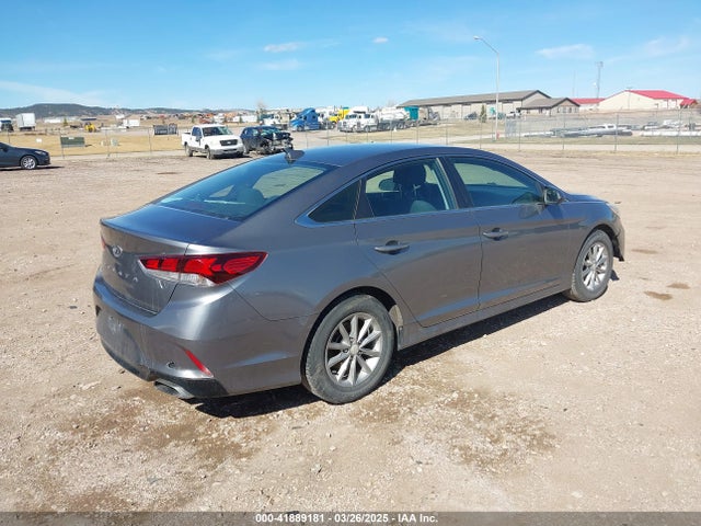 5NPE24AF6KH743102 Hyundai SONATA SE