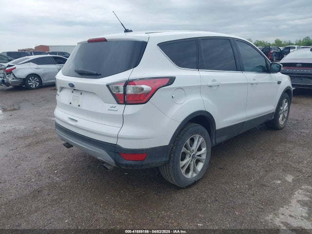 1FMCU0G94HUA24887 Ford ESCAPE SE