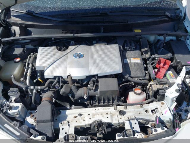JTDKARFU5G3017146 Toyota Prius Four