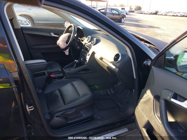 2012 AUDI A3 WAUBEAFM3CA096745 Photo 4