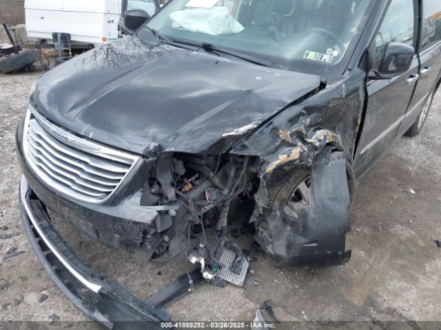 2C4RC1BG9GR166628 Chrysler Town & Country Touring