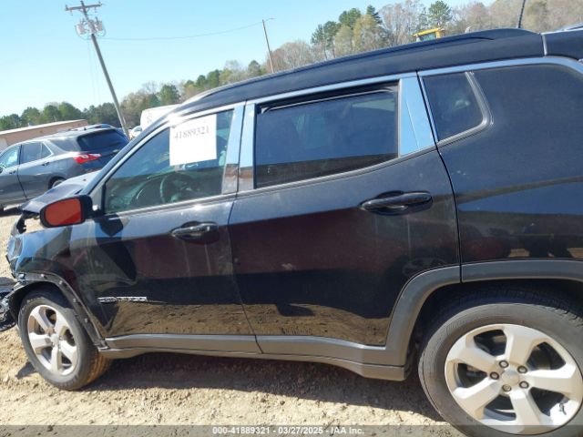 3C4NJCBB4MT532251 Jeep Compass Latitude Fwd