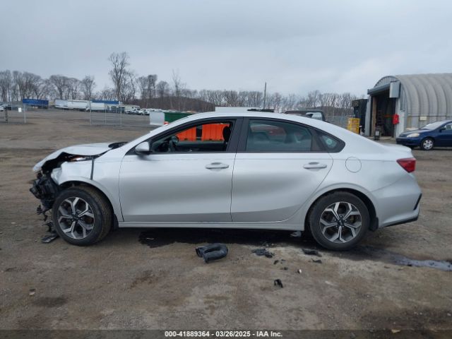 3KPF24AD0LE221610 KIA Forte Lxs