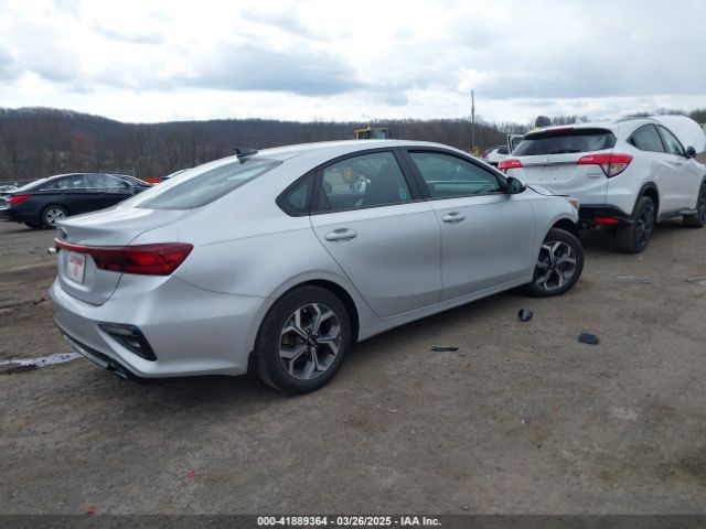 3KPF24AD0LE221610 KIA Forte Lxs