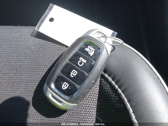 KMHRC8A3XPU275847 Hyundai Venue Limited