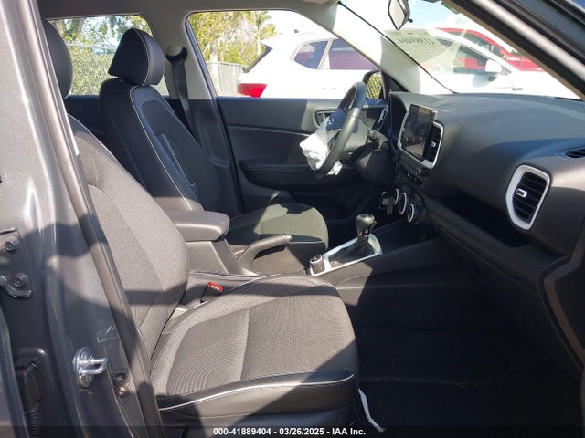 KMHRC8A3XPU275847 Hyundai Venue Limited
