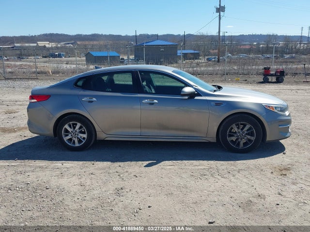 5XXGT4L34JG225587 KIA Optima Lx