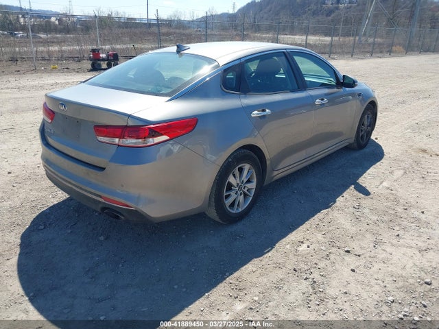 5XXGT4L34JG225587 KIA Optima Lx