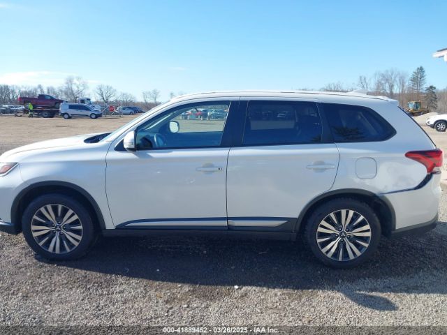 JA4AD3A37KZ030611 Mitsubishi Outlander Se