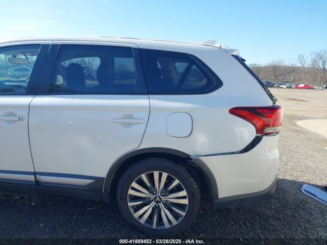 JA4AD3A37KZ030611 Mitsubishi Outlander Se