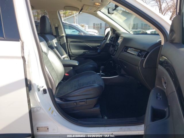 2019 MITSUBISHI OUTLANDER JA4AD3A37KZ030611 Photo 4