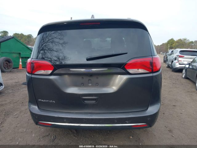 2C4RC1EG9JR234929 Chrysler Pacifica Touring L Plus