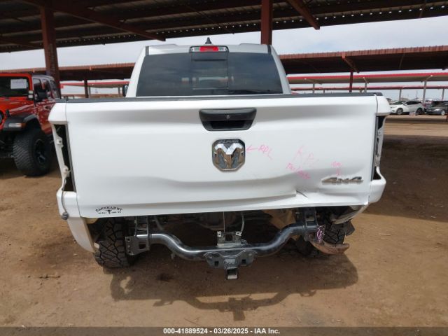 1C6SRFCT4KN612951 RAM 1500 Tradesman  4x4 6'4 Box