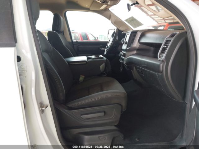 1C6SRFCT4KN612951 RAM 1500 Tradesman  4x4 6'4 Box