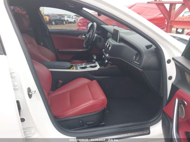 2018 KIA STINGER KNAE45LC5J6035268 Photo 4