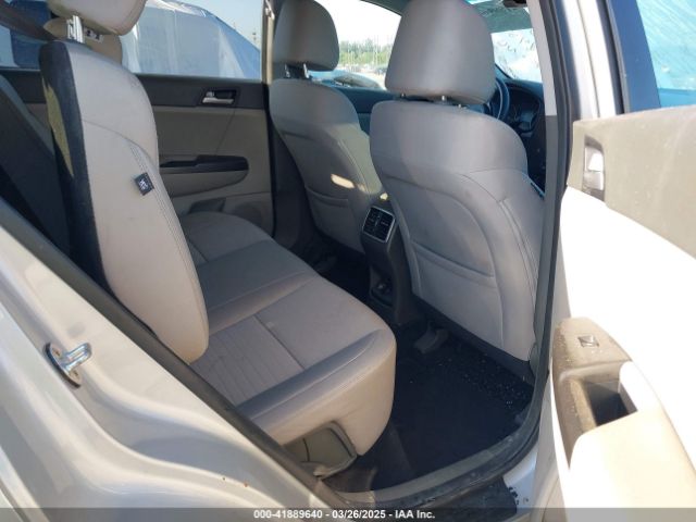 KNDPM3AC5H7074451 KIA Sportage Lx